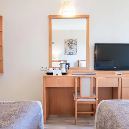 Miramare Queen Hotell