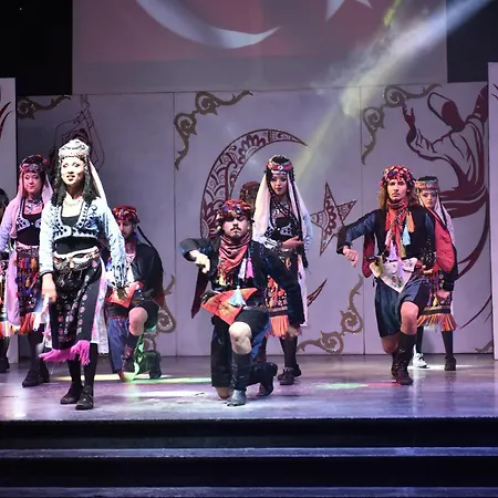 Miramare Queen Hotel Side