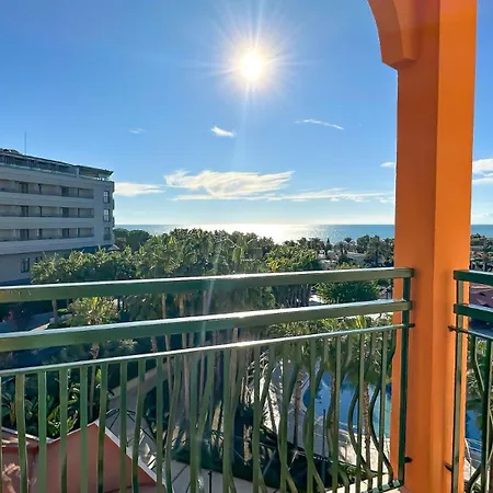 Miramare Queen 5* Side